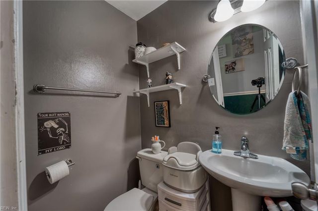 5809 Lancelot DR, Virginia Beach, VA 23464