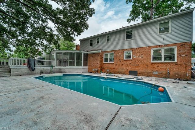 5809 Lancelot DR, Virginia Beach, VA 23464