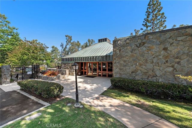 10262 St Cloud, North Tustin, CA 92705