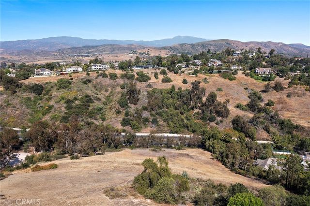 10262 St Cloud, North Tustin, CA 92705