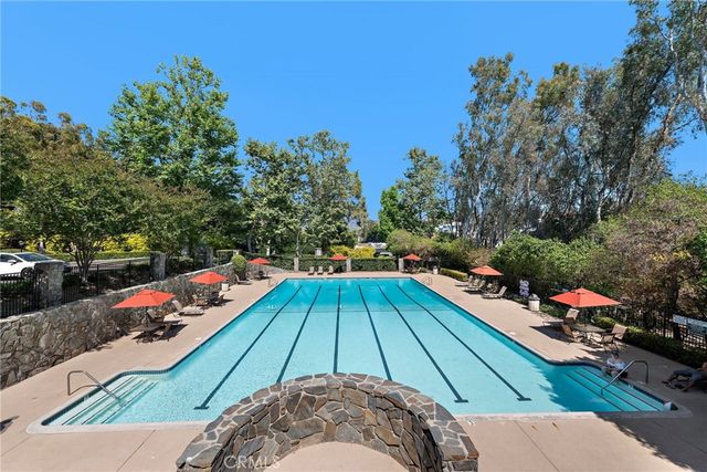 10262 St Cloud, North Tustin, CA 92705