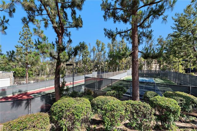 10262 St Cloud, North Tustin, CA 92705