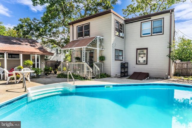 836 BEACH AVE, Beachwood, NJ 08722