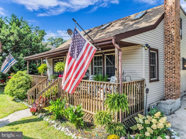 836 BEACH AVE, Beachwood, NJ 08722
