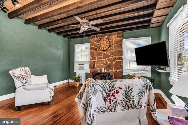 836 BEACH AVE, Beachwood, NJ 08722