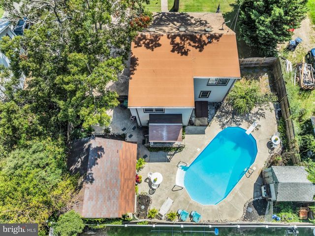 836 BEACH AVE, Beachwood, NJ 08722