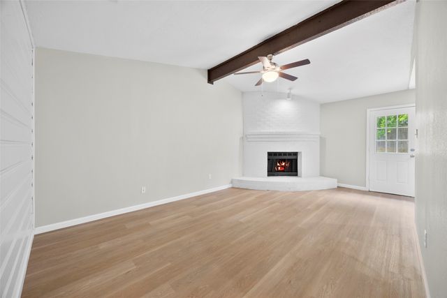 6219 Kelly Elliott Road, Arlington, TX 76001