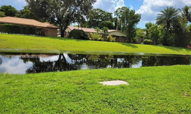 11084 Royal Palm Blvd 2-8, Coral Springs, FL 33065