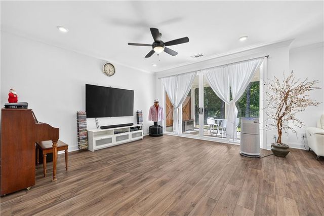 1602 Wellborn Walk, Suwanee, GA 30024