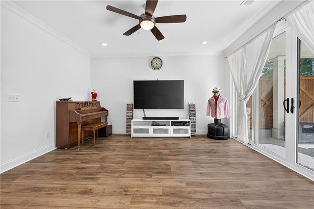 1602 Wellborn Walk, Suwanee, GA 30024