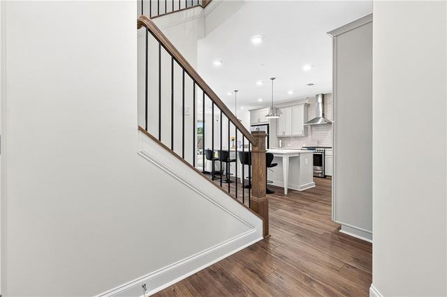 1602 Wellborn Walk, Suwanee, GA 30024