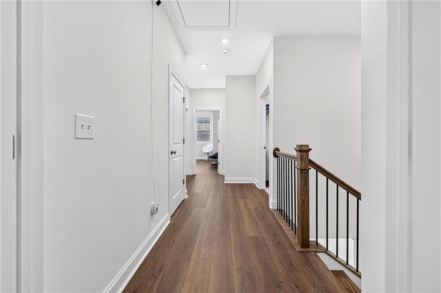 1602 Wellborn Walk, Suwanee, GA 30024