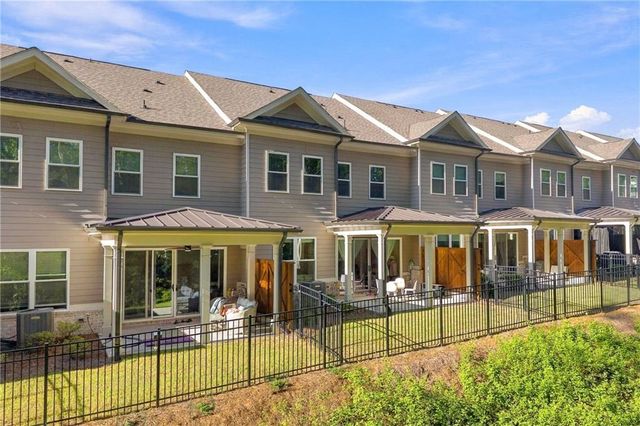 1602 Wellborn Walk, Suwanee, GA 30024