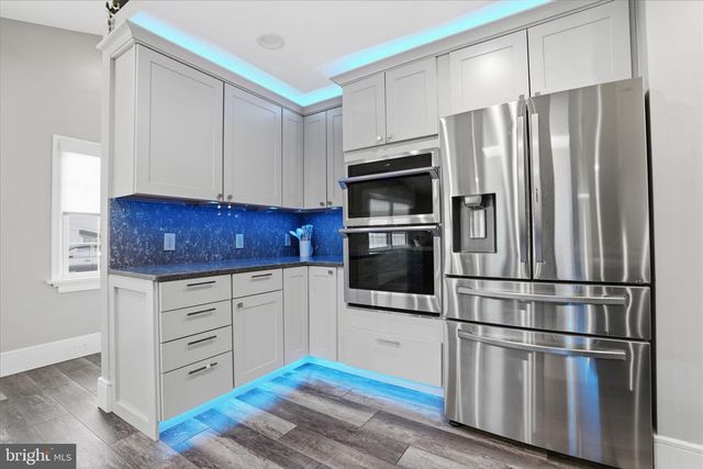 21 BORDER ROCK RD, Levittown, PA 19057