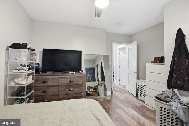 21 BORDER ROCK RD, Levittown, PA 19057