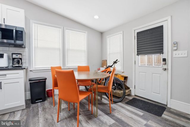 21 BORDER ROCK RD, Levittown, PA 19057