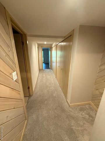 41350 N Woodward Avenue 8, Bloomfield Hills, MI 48304