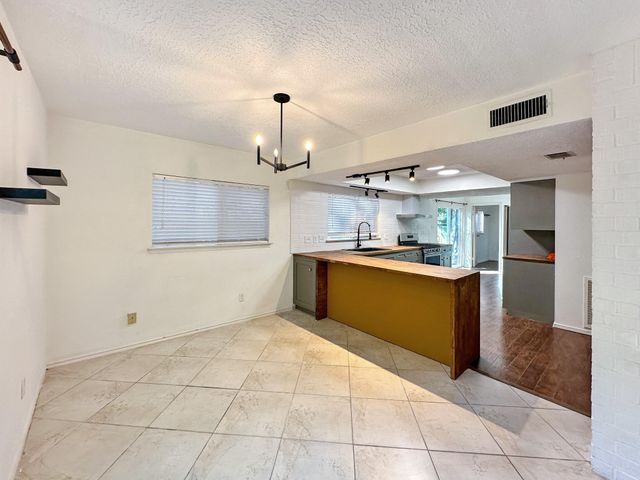 3230 Beaver Glen Drive, Houston, TX 77339