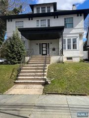 483-485 Parker Street, Newark, NJ 07104