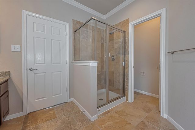 15 Wenoah Place, The Woodlands, TX 77389