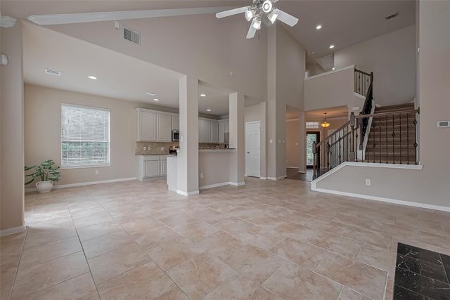 15 Wenoah Place, The Woodlands, TX 77389