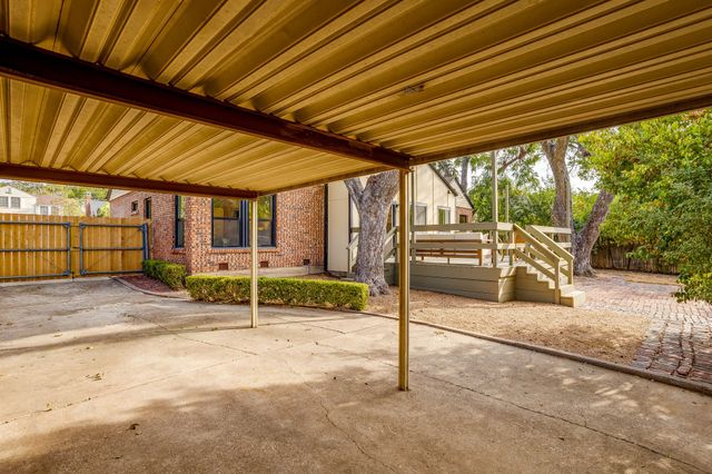 4331 Lovell Avenue, Fort Worth, TX 76107