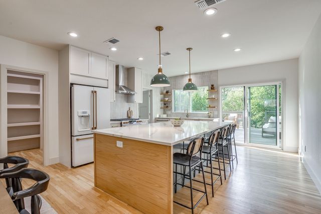 4331 Lovell Avenue, Fort Worth, TX 76107