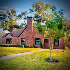 4331 Lovell Avenue, Fort Worth, TX 76107