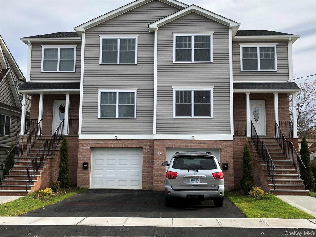 43 Ellsworth Avenue, Harrison, NY 10528