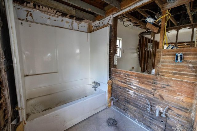 2904 W Platte Avenue, Colorado Springs, CO 80904
