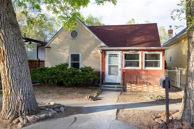 2904 W Platte Avenue, Colorado Springs, CO 80904