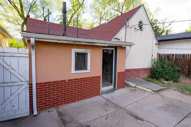 2904 W Platte Avenue, Colorado Springs, CO 80904
