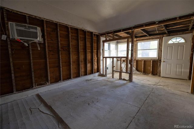 2904 W Platte Avenue, Colorado Springs, CO 80904