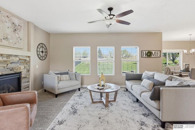 6241 N 157th Avenue Circle, Omaha, NE 68116