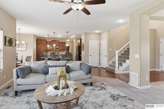 6241 N 157th Avenue Circle, Omaha, NE 68116