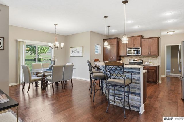 6241 N 157th Avenue Circle, Omaha, NE 68116