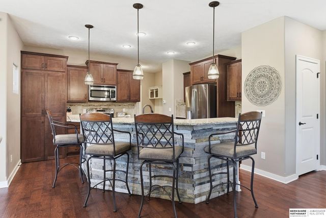 6241 N 157th Avenue Circle, Omaha, NE 68116