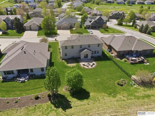 6241 N 157th Avenue Circle, Omaha, NE 68116