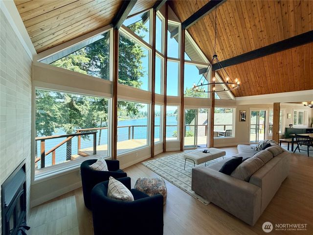 26132 134th Avenue SE, Kent, WA 98042