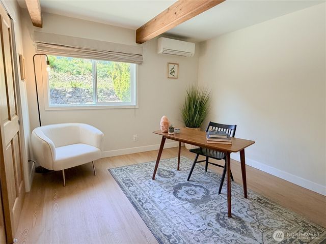 26132 134th Avenue SE, Kent, WA 98042