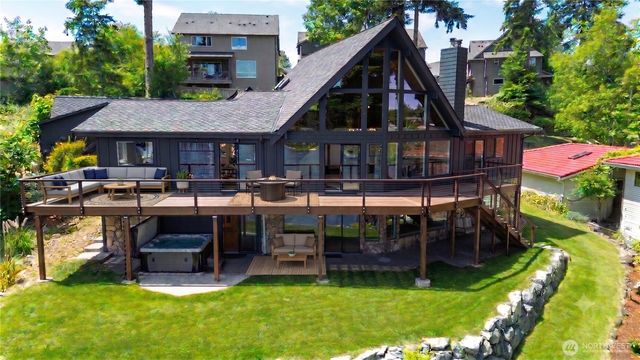 26132 134th Avenue SE, Kent, WA 98042