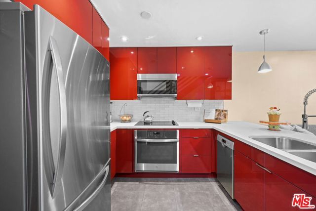 5951 Canterbury Drive 20, Culver City, CA 90230
