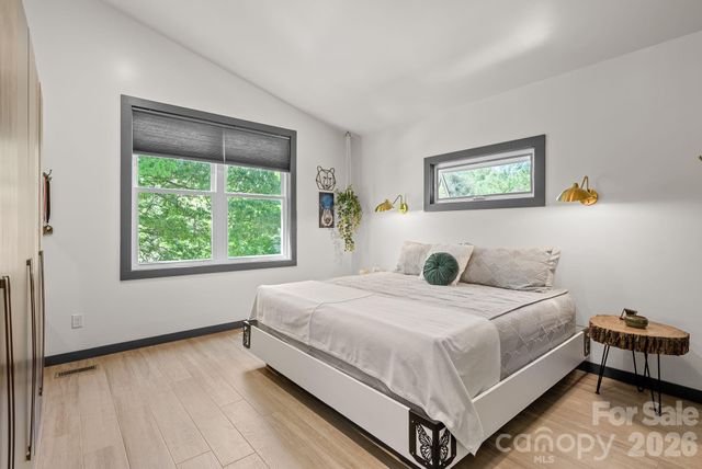 186 Sea Wish Way, Lake Lure, NC 28746