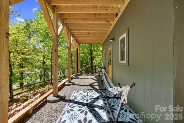 186 Sea Wish Way, Lake Lure, NC 28746