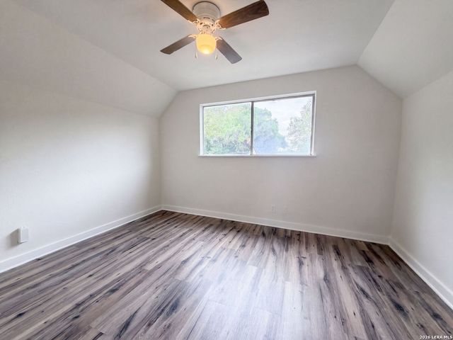 3650 VERSAILLES DR, San Antonio, TX 78219