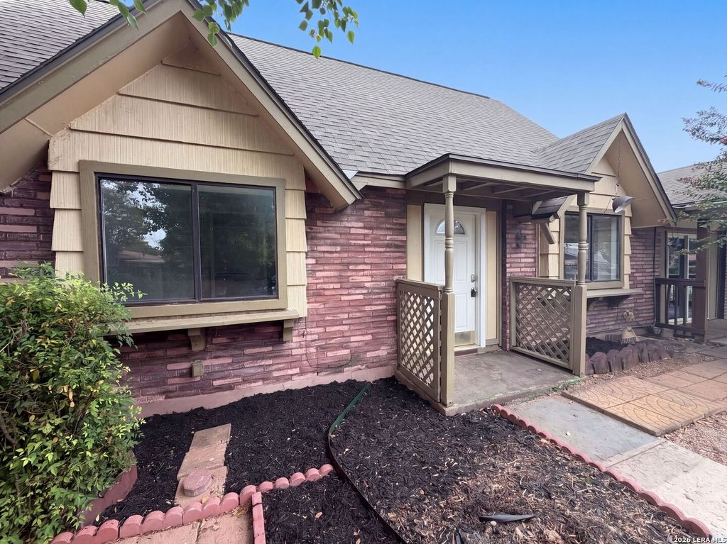 3650 VERSAILLES DR, San Antonio, TX 78219