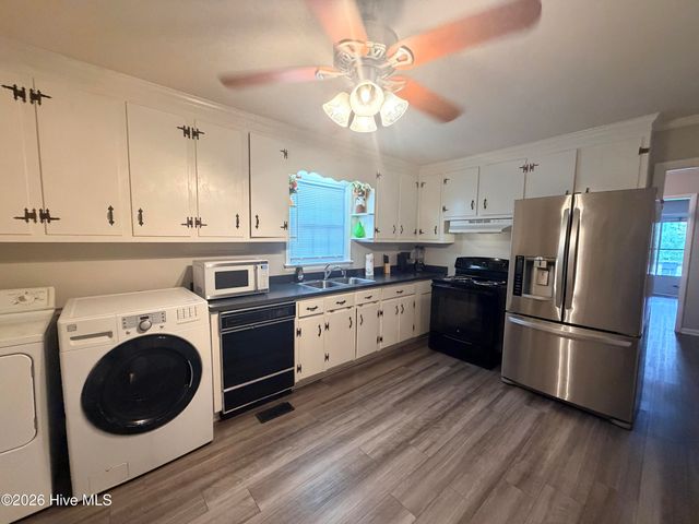 700 N Madison Avenue, Goldsboro, NC 27530