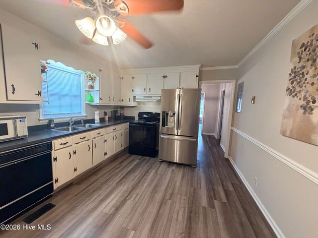 700 N Madison Avenue, Goldsboro, NC 27530