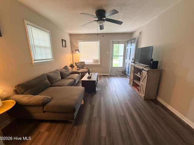 700 N Madison Avenue, Goldsboro, NC 27530