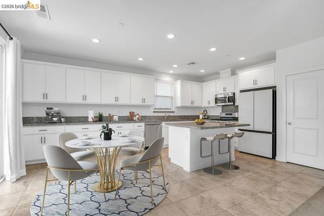 5443 Pinzano Way, Antioch, CA 94531